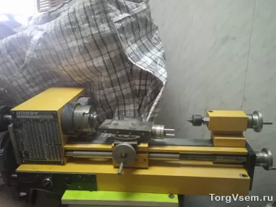 Настольный токарный станок ГДР и задняя бабка фото 1
