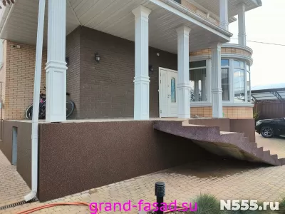 Отделка цоколя декоративной штукатуркой