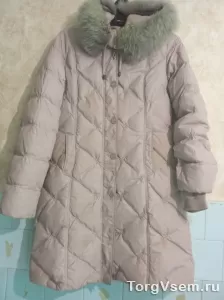 Женский пуховик. фото